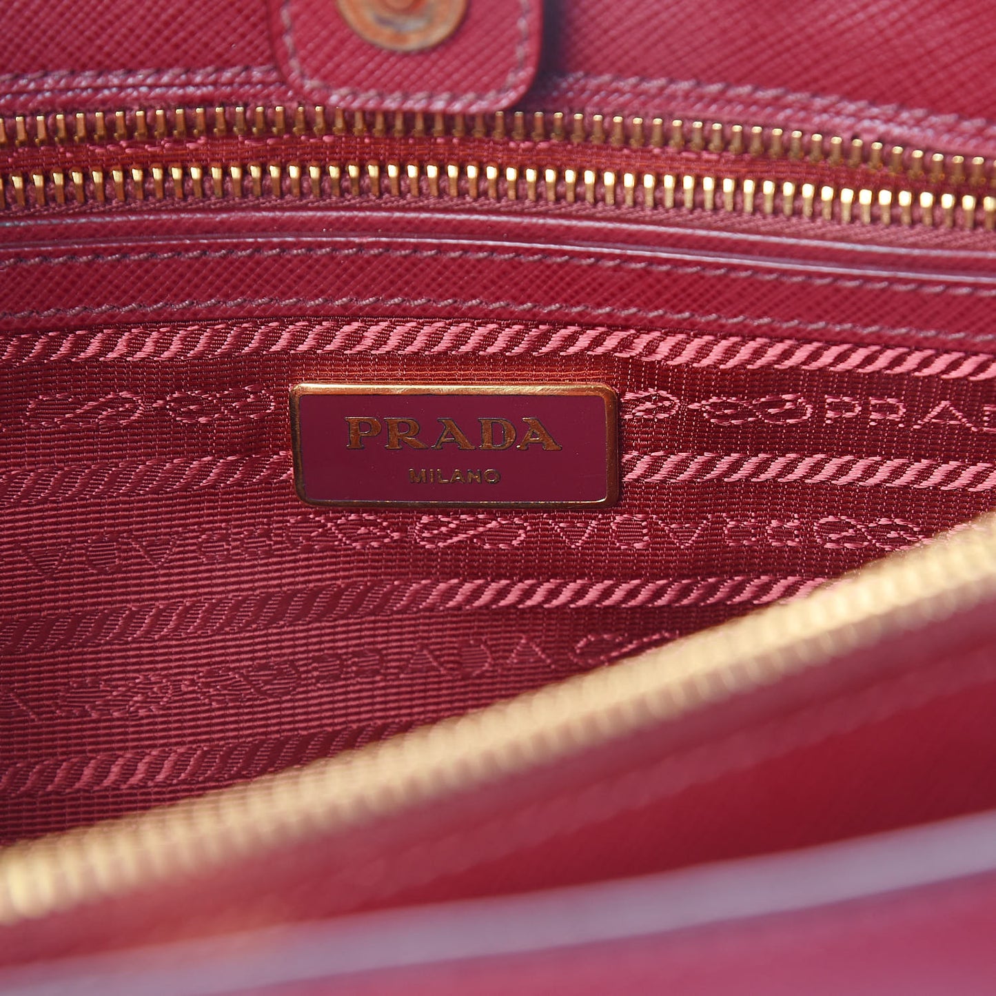Saffiano Medium Tote Cherry