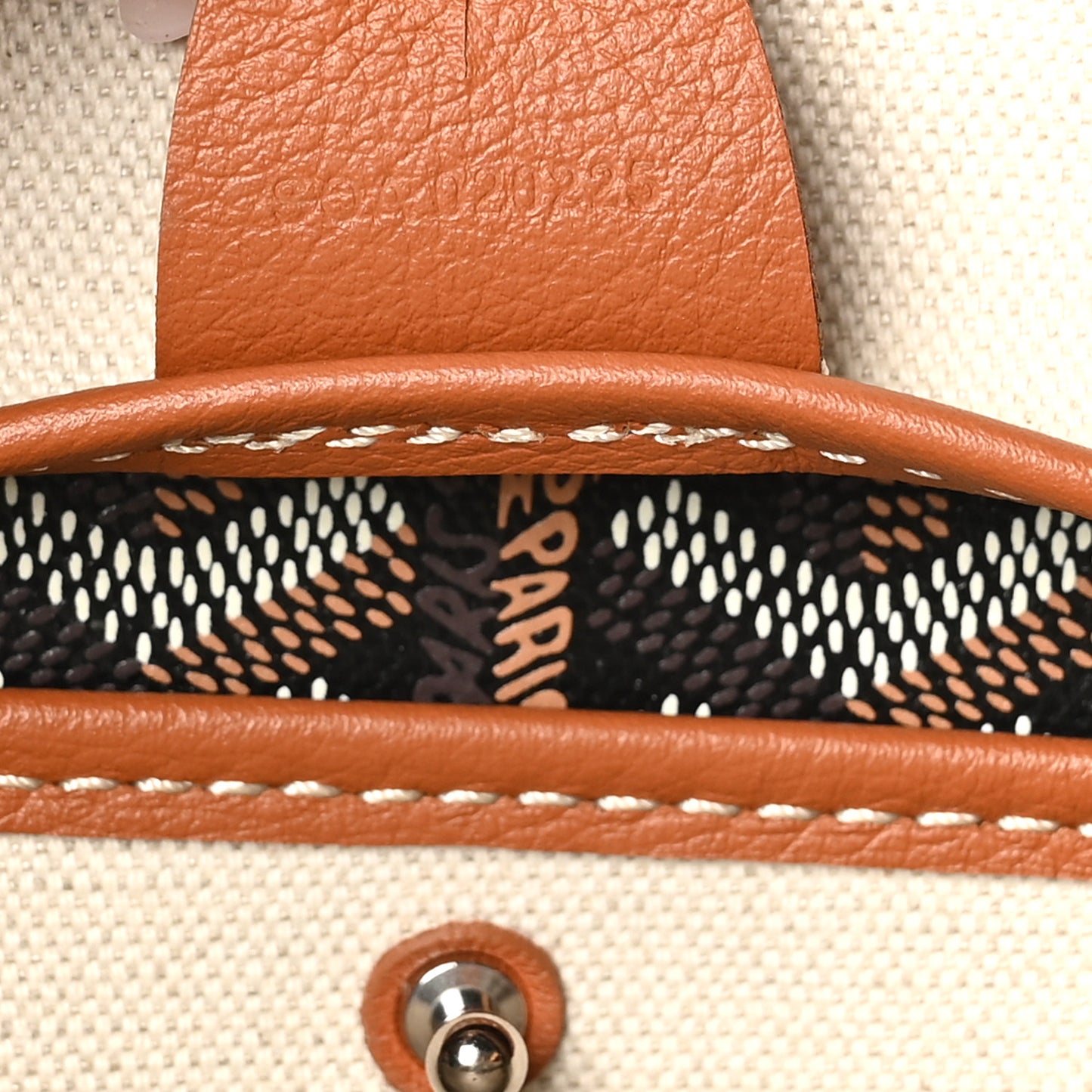 Goyardine Artois MM Black Gold