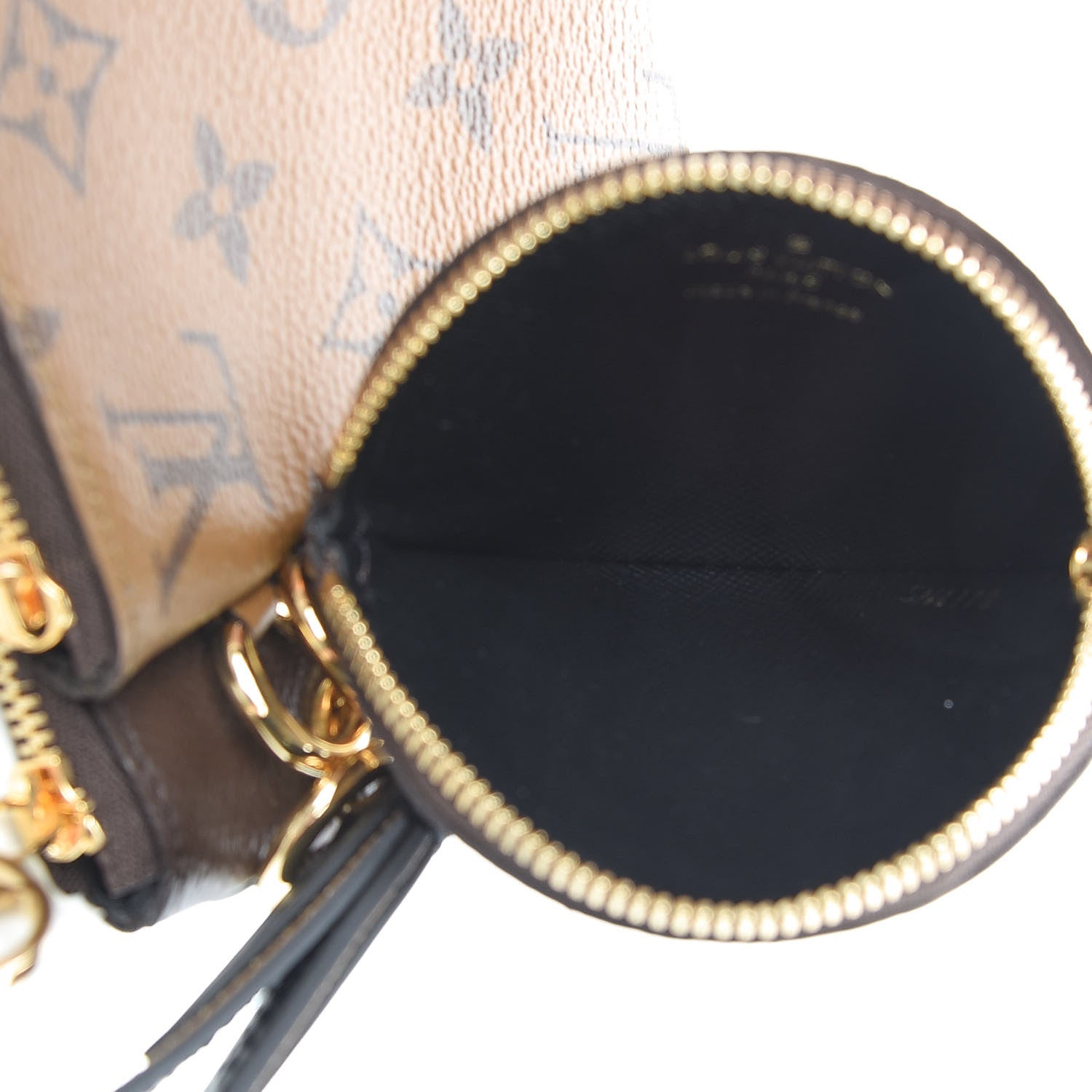 Louis Vuitton Reverse Monogram Giant Trio Pouch 5 of 9