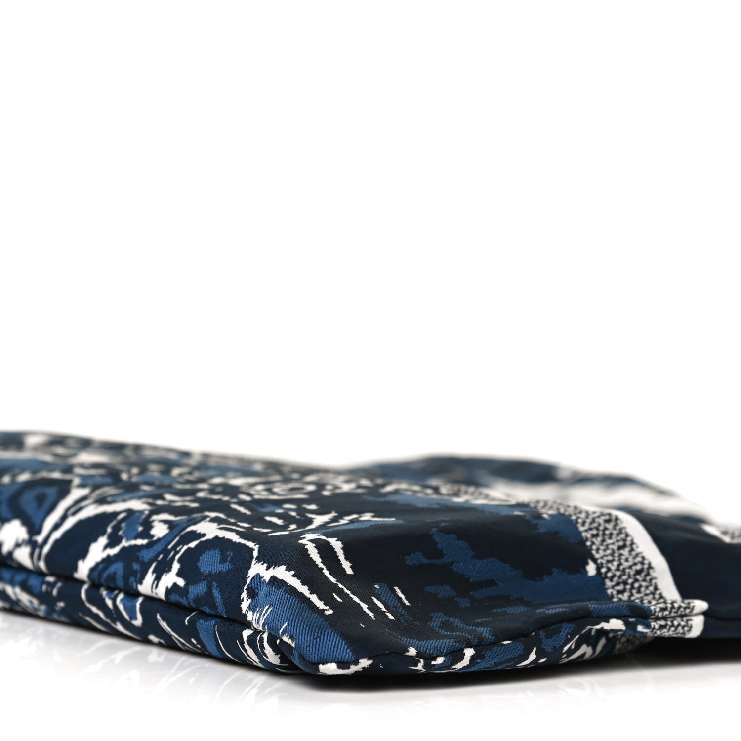 Christian Dior Embroidered Palm Tree Toile De Jouy Diortravel Zipped Pouch Blue 9 of 9