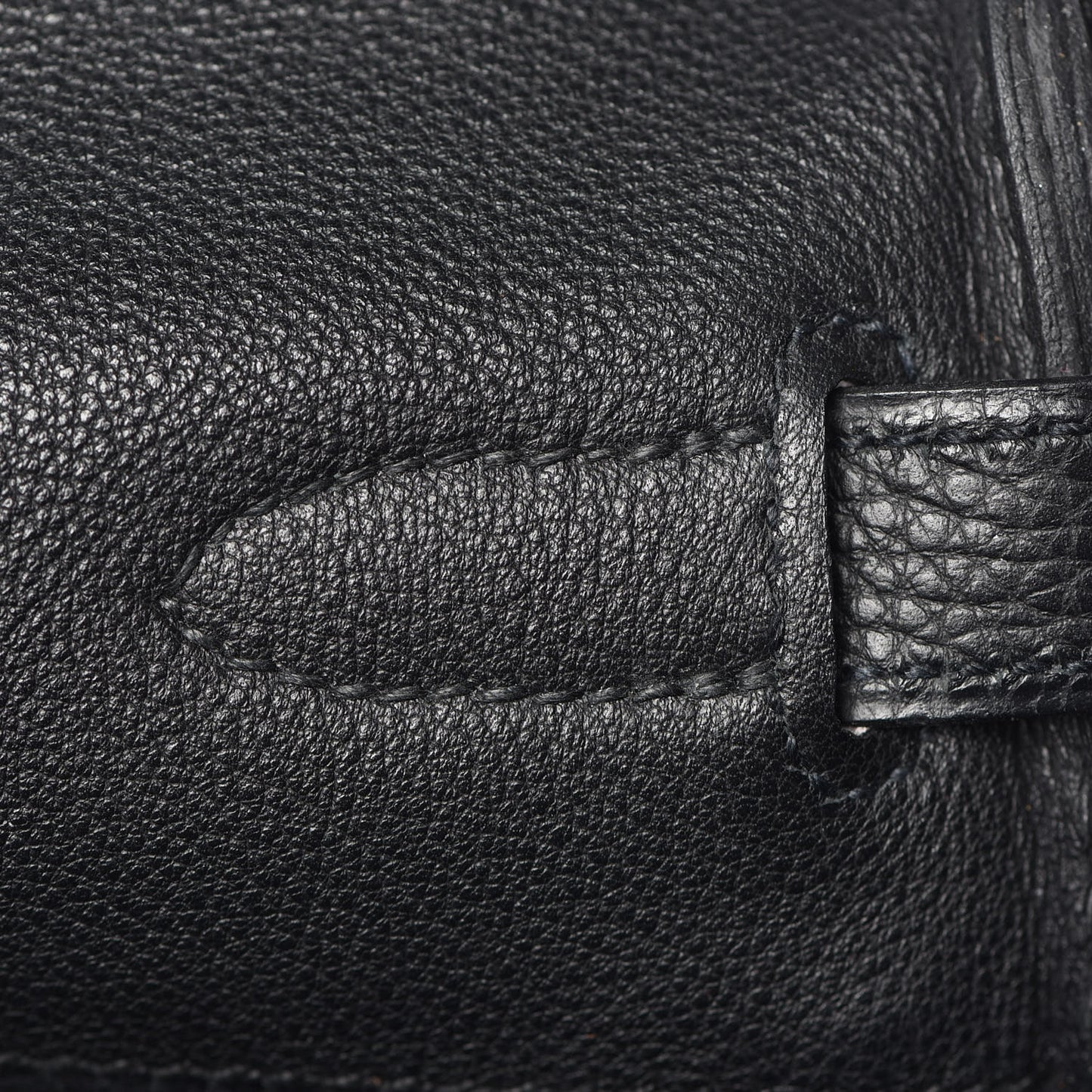 Togo Kelly Retourne 35 Black