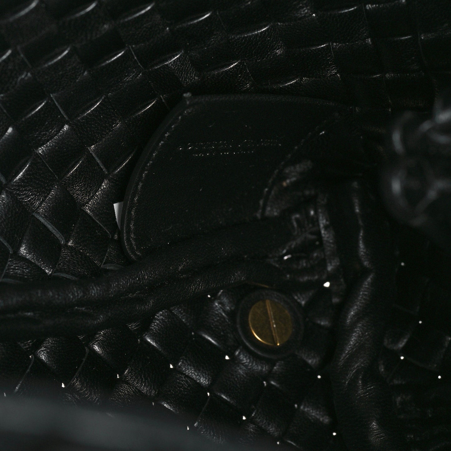 Nappa Intrecciato Medium Bauletto Black