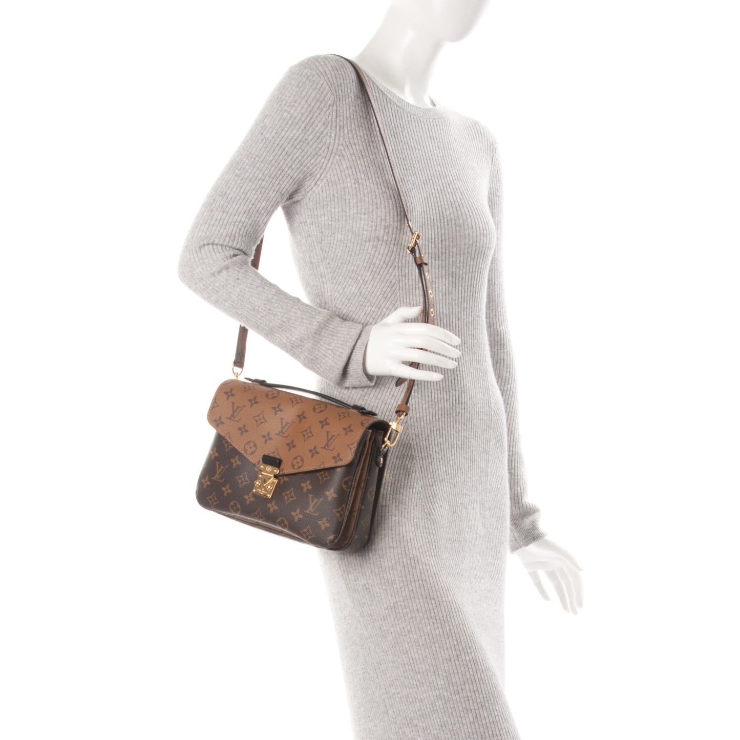 Reverse Monogram Pochette Metis