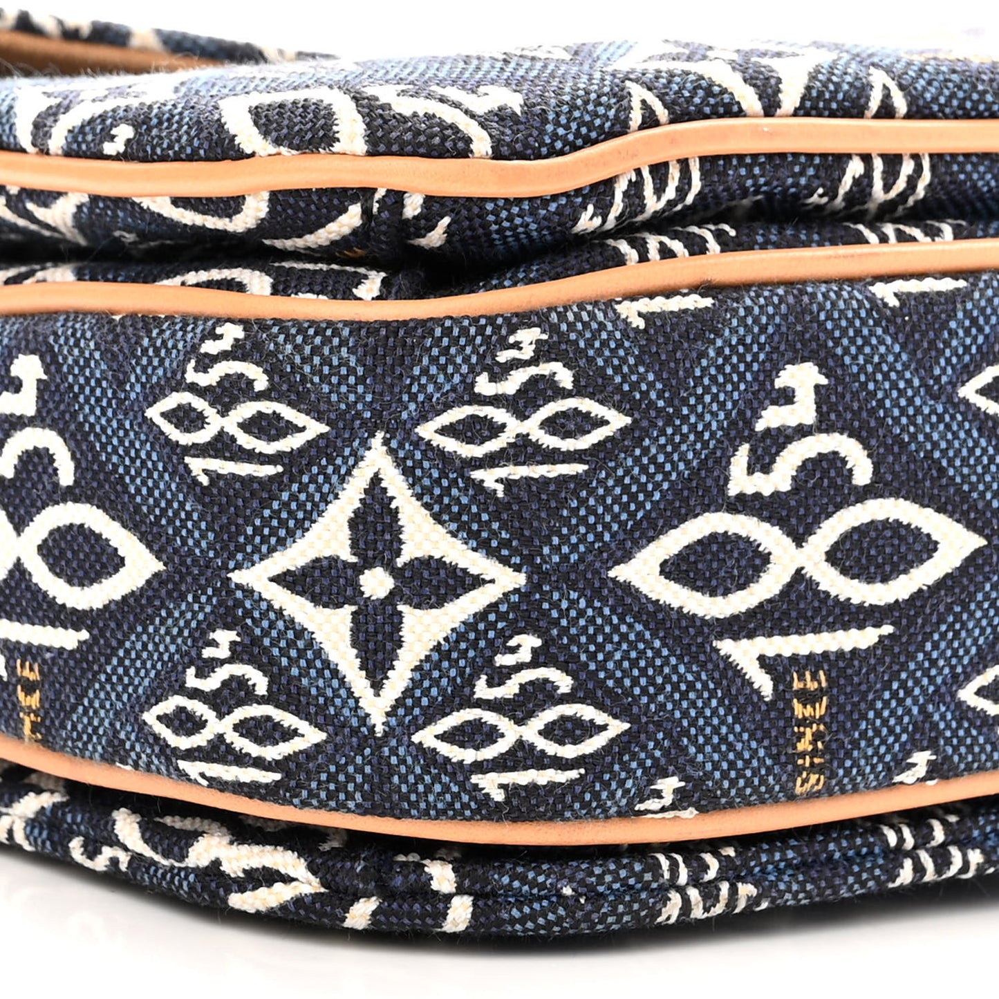 Jacquard Since 1854 Pochette Metis Blue
