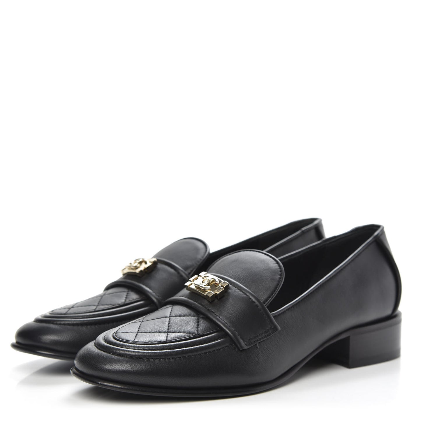 Lambskin Quilted Womens CC Loafers 38 Black