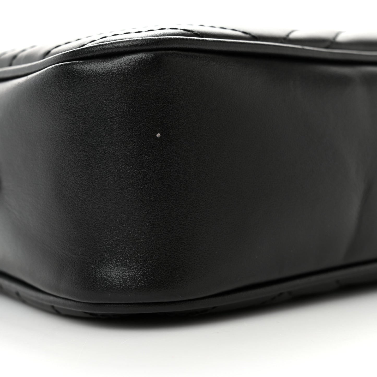 Calfskin Matelasse Monochrome Small GG Marmont Chain Shoulder Bag Black