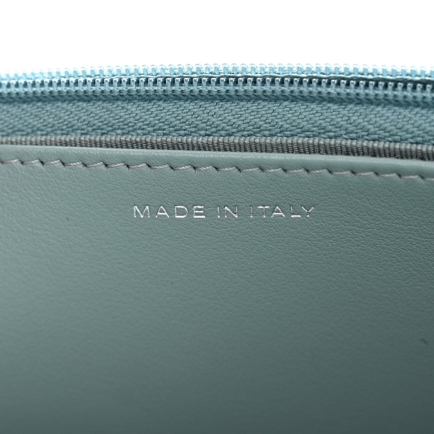 Caviar Quilted Wallet on Chain WOC Light Blue