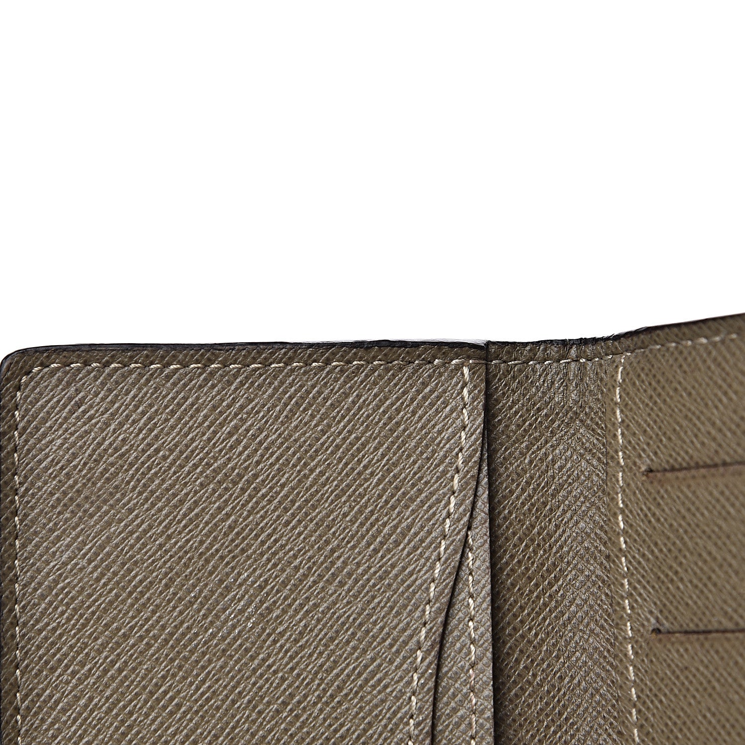 Louis Vuitton Taiga Pocket Organizer Oural 8 of 8