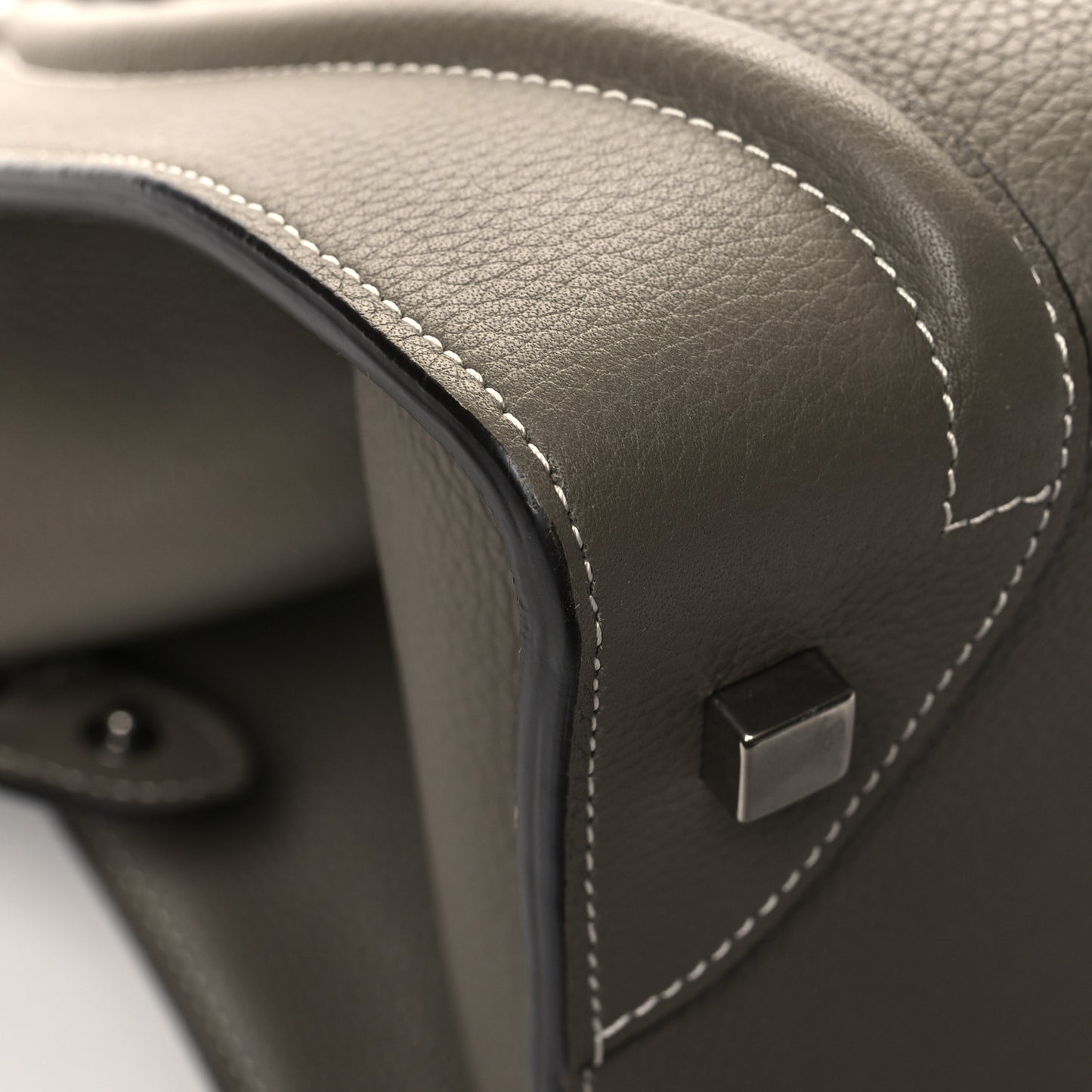 Drummed Calfskin Mini Luggage Souris