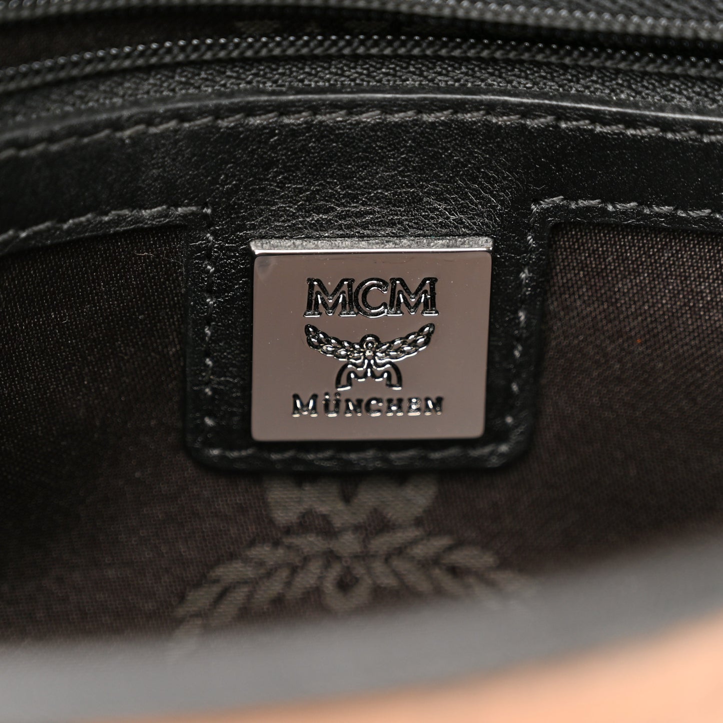 Visetos Small Crossbody Flap Messenger Cognac