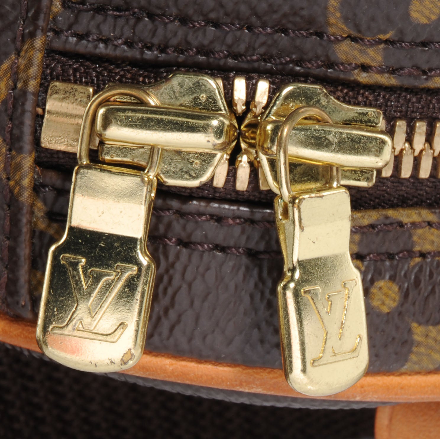 Louis Vuitton Monogram Pochette Gange 8 of 8
