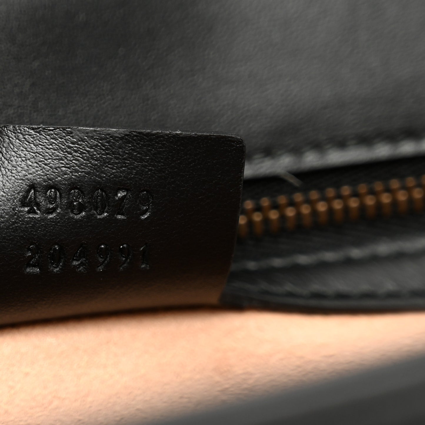 Calfskin Matelasse GG Marmont Clutch Black