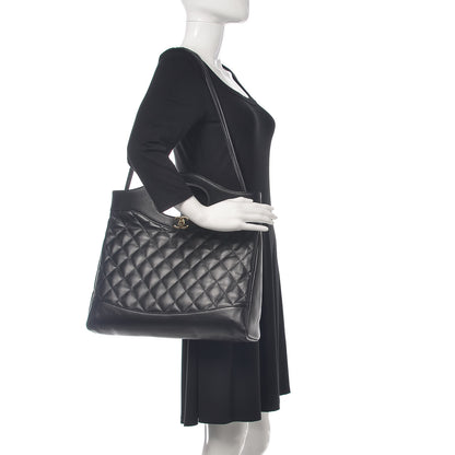 Chanel Lambskin Quilted Large 31 Shopping Bag Black 2 of 12