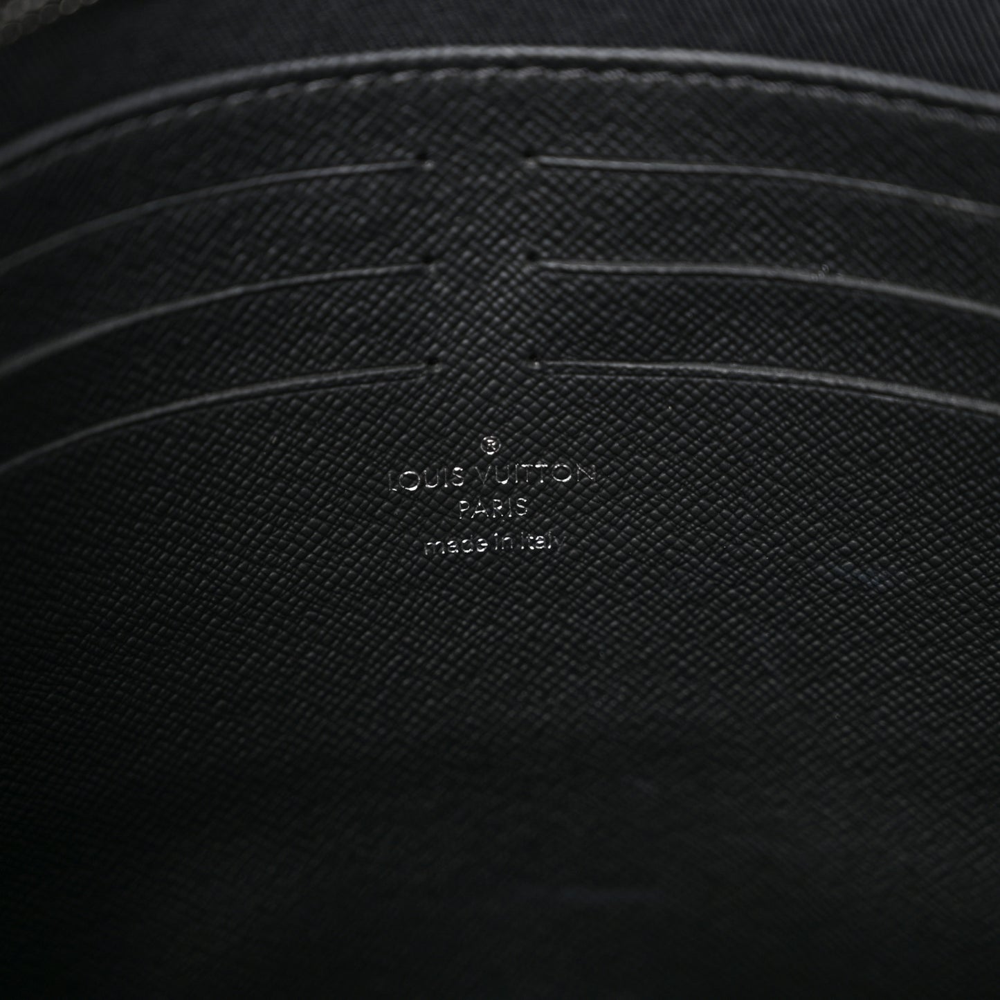 Monogram Eclipse Reverse Pochette Voyage MM