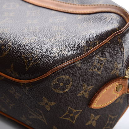 Louis Vuitton Monogram Blois 14 of 16