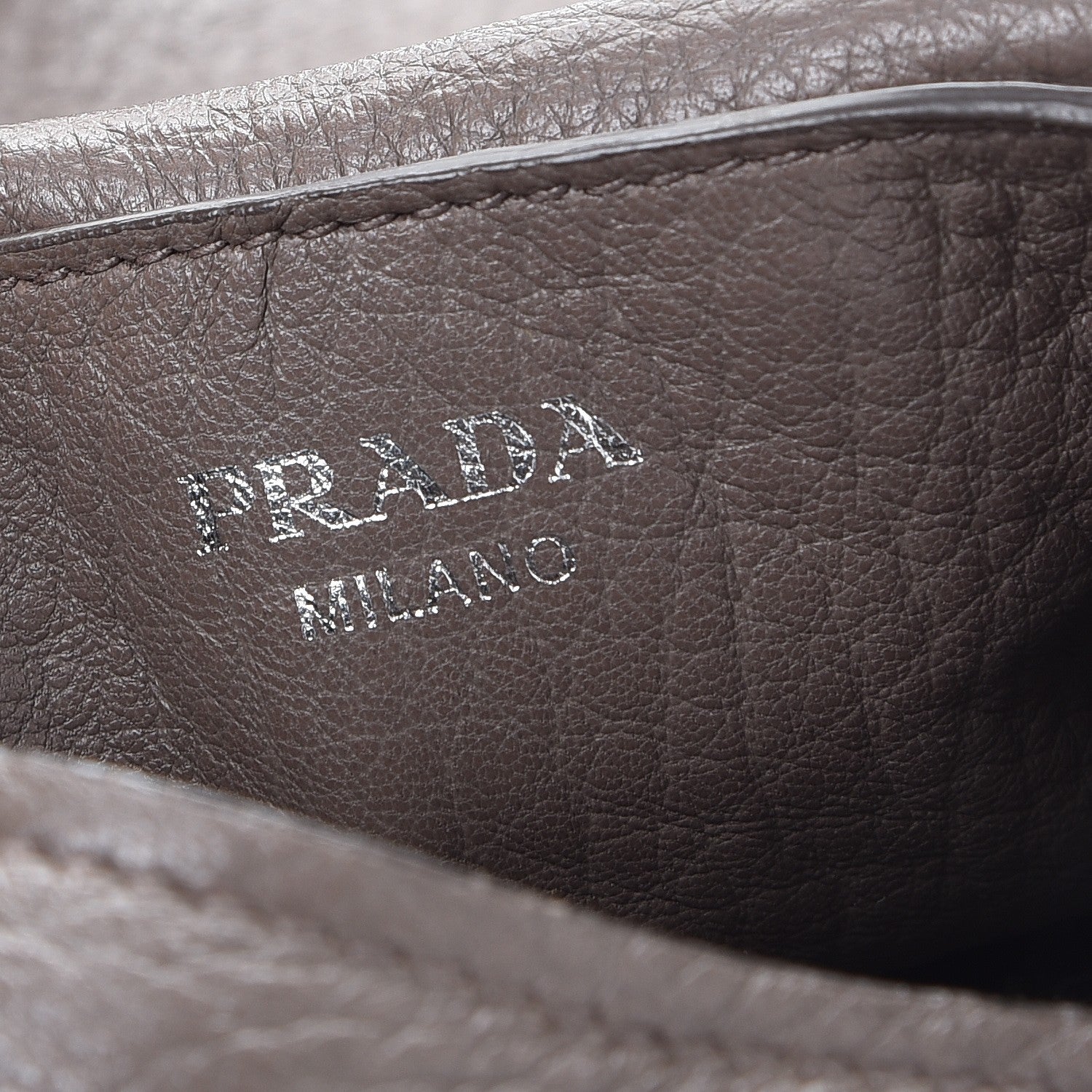 Prada Cervo Hobo Argilla 6 of 8