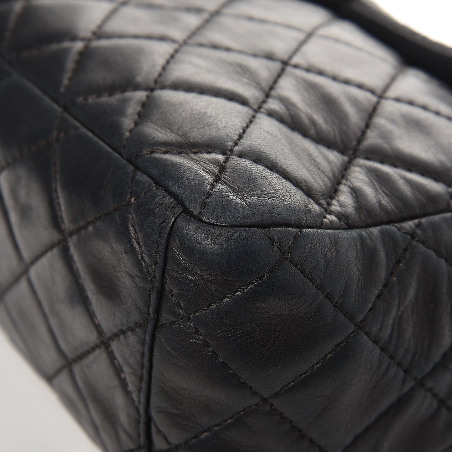 Lambskin Quilted Maxi Single Flap Black
