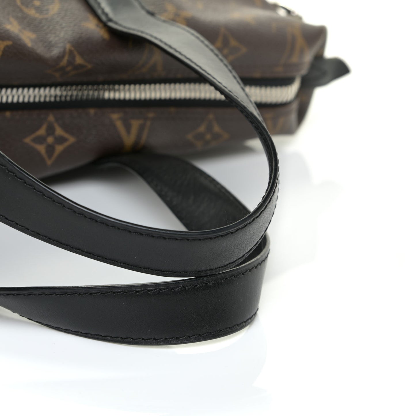 Monogram Macassar Kitan