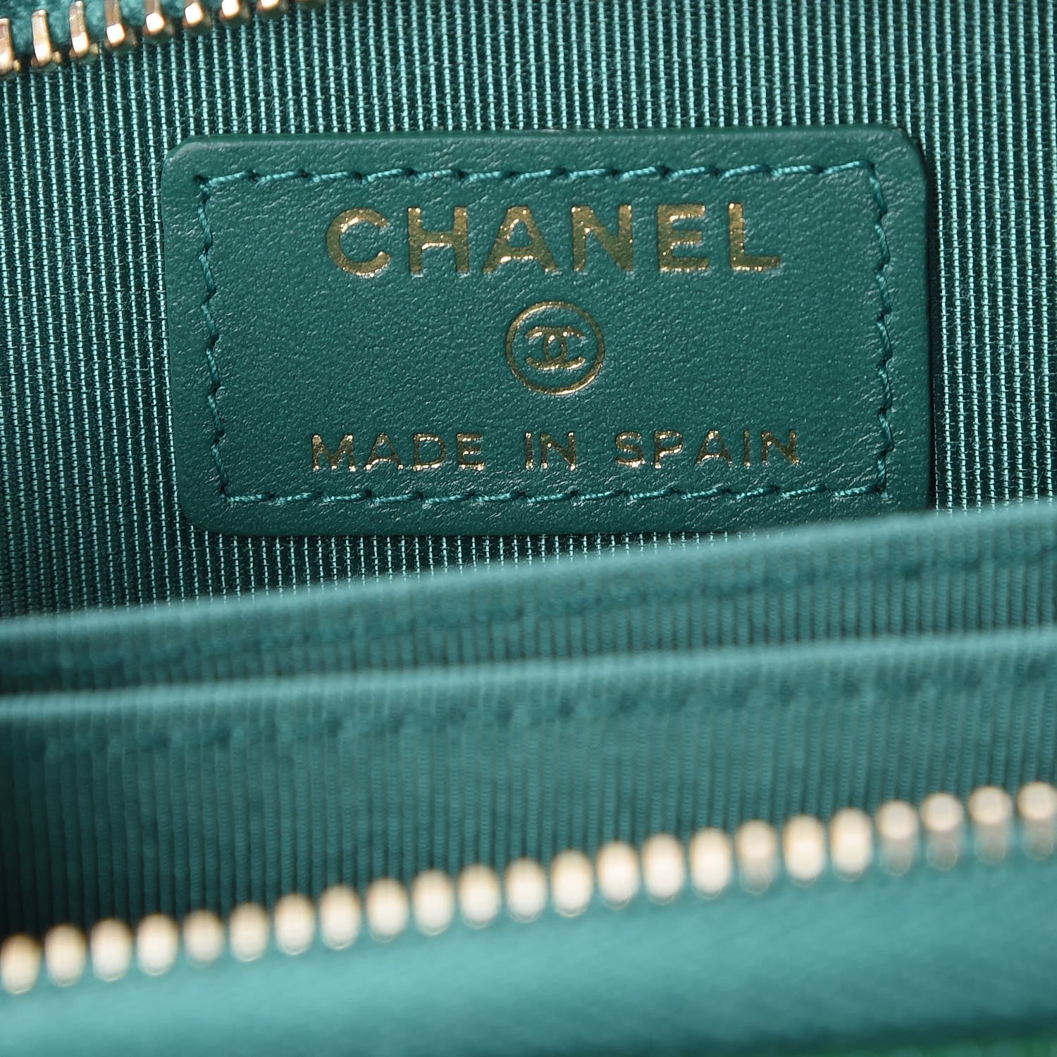 Chanel Metallic Caviar Quilted Zip Coin Purse Green 6 of 8
