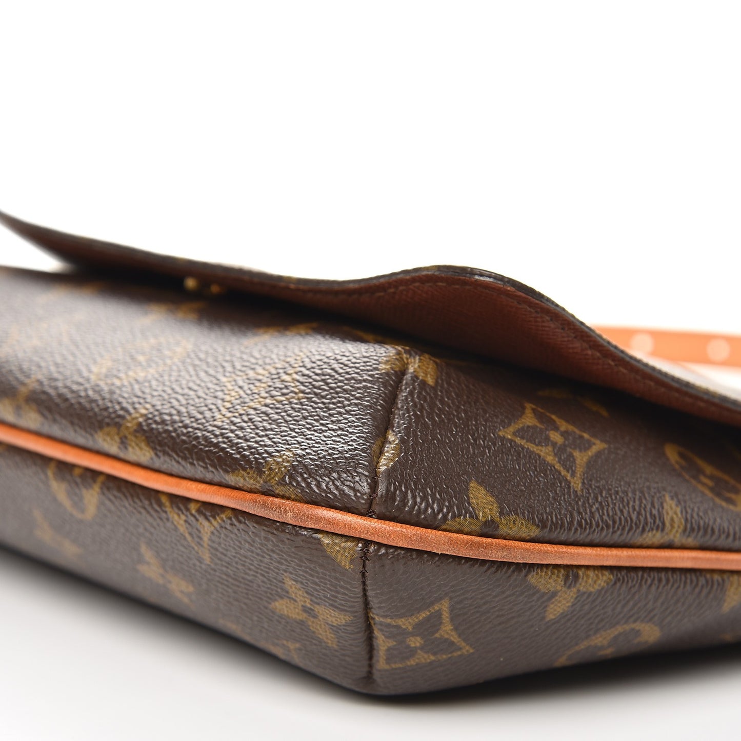 Monogram Musette Tango