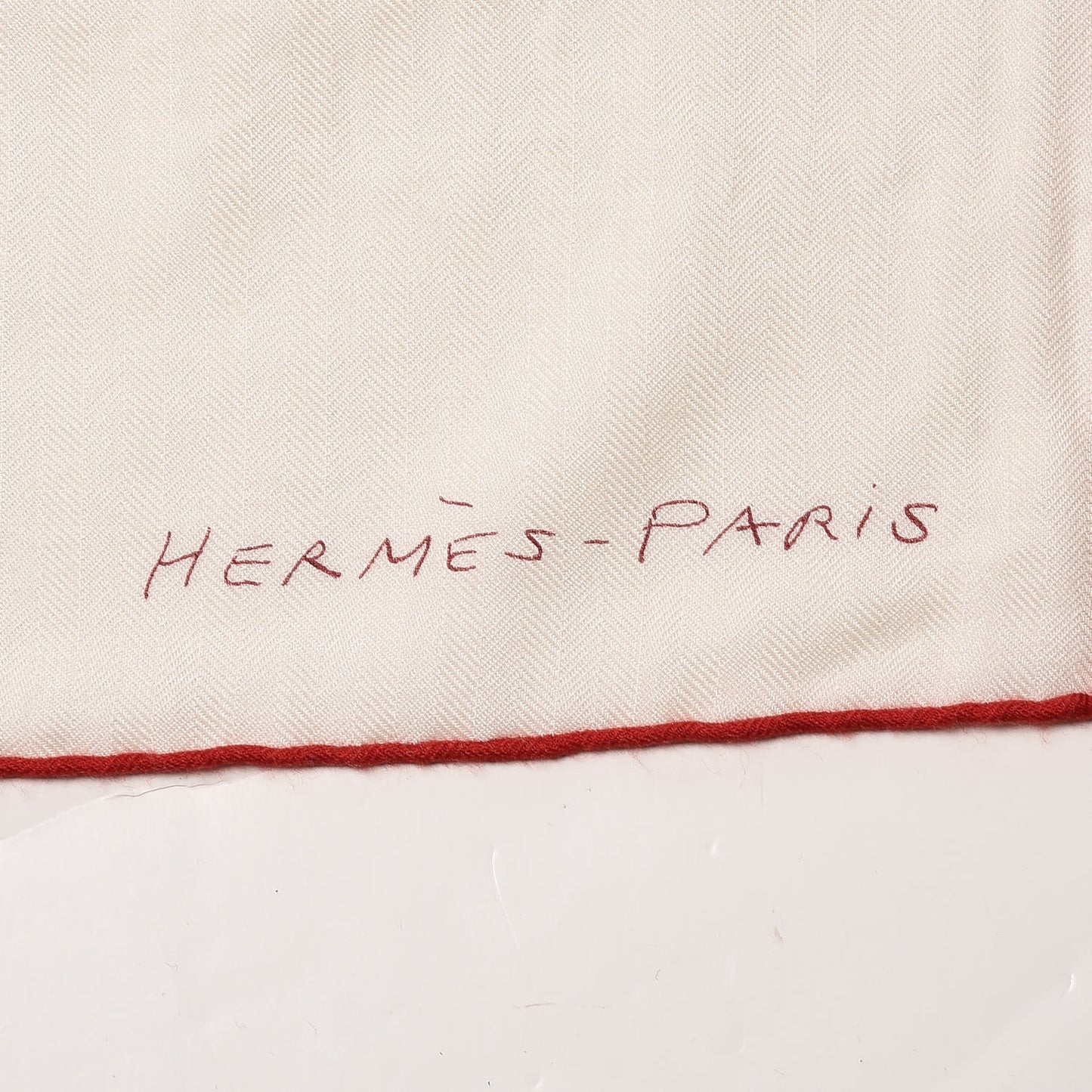 Cashmere Silk Une Rose Pour Alma Shawl 140 White Rouge Bordeaux