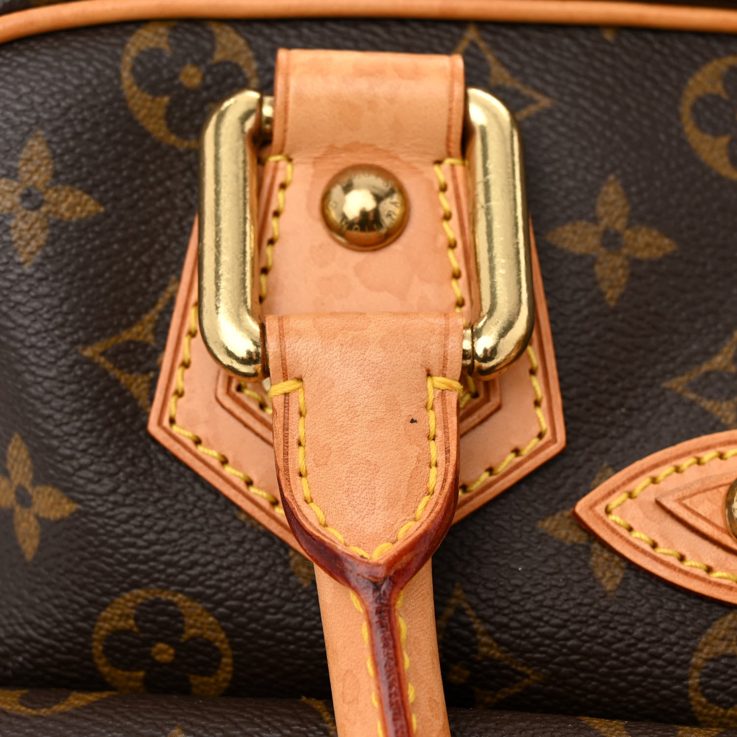 Louis Vuitton Monogram Manhattan GM 10 of 16