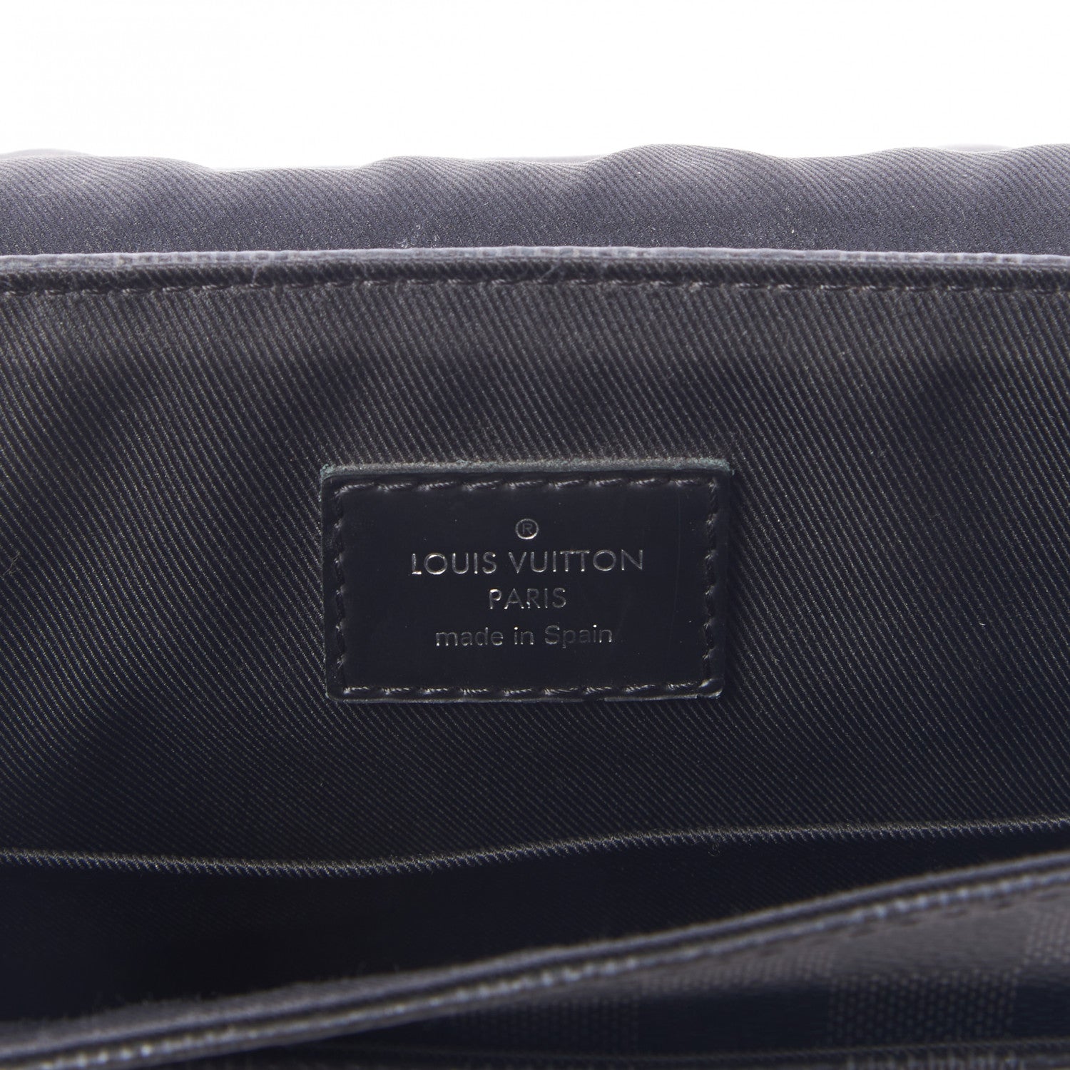 Louis Vuitton Damier Graphite District PM 8 of 8