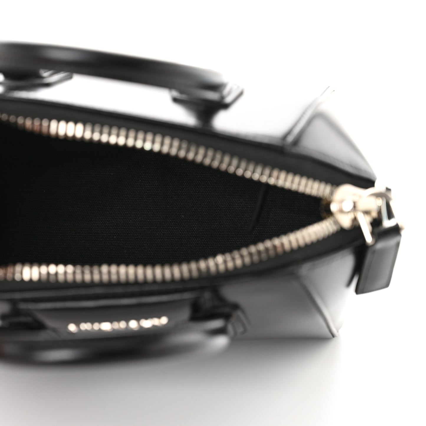 Shiny Lord Calfskin Mini Antigona Black