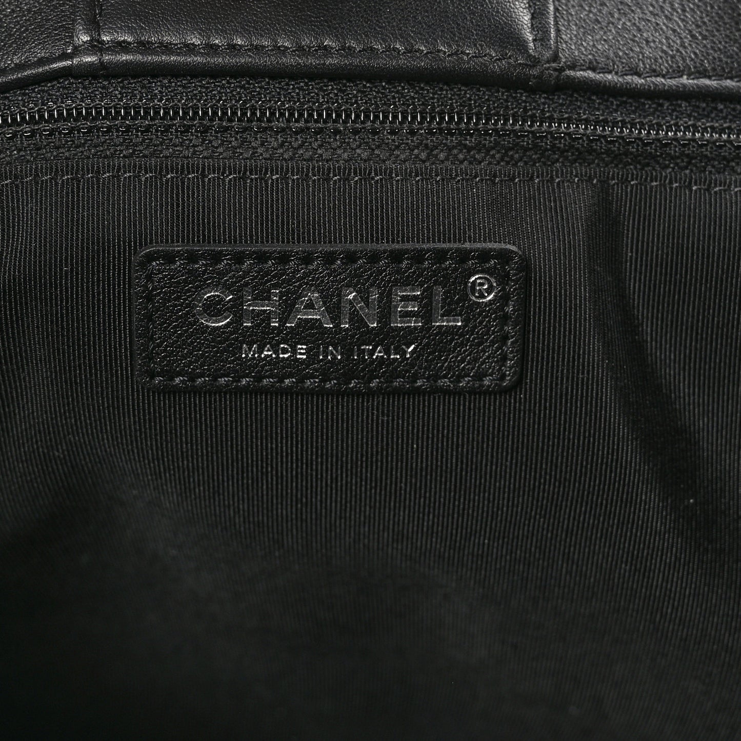Calfskin Quilted Large Classic Shopping Tote Black