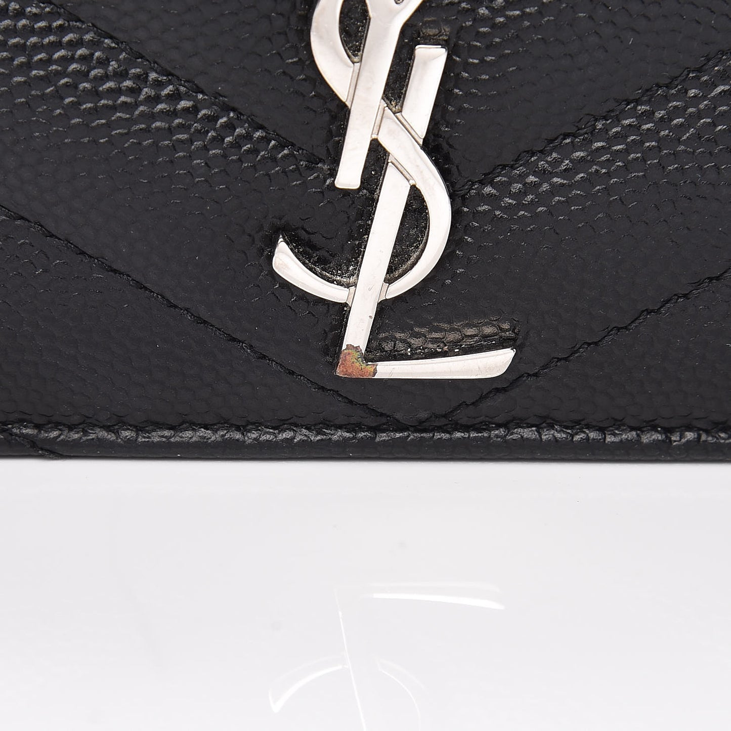 Grain De Poudre Matelasse Chevron Monogram Credit Card Case Black