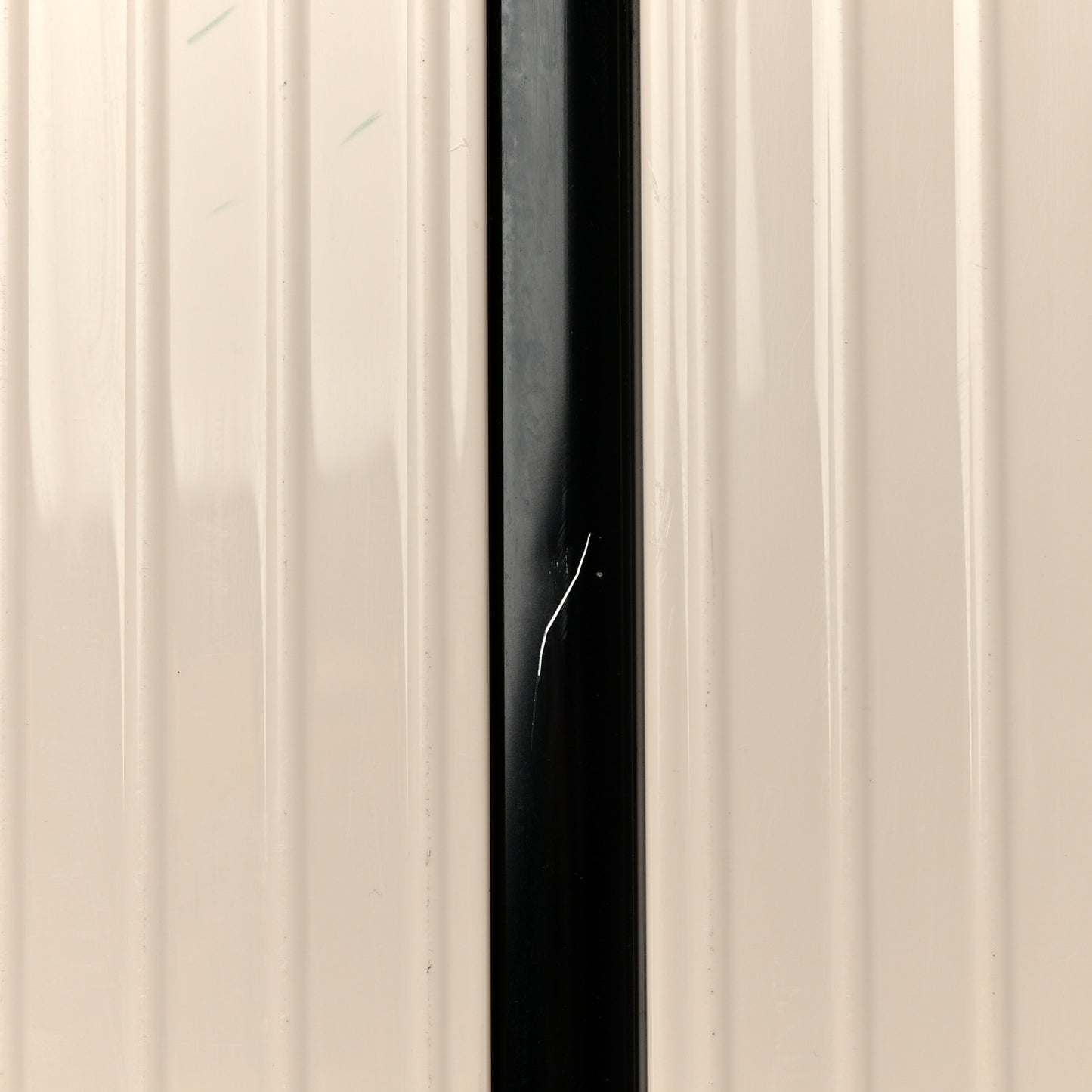 Gloss Polycarbonate Essential Lite Check-In L Ivory Beige