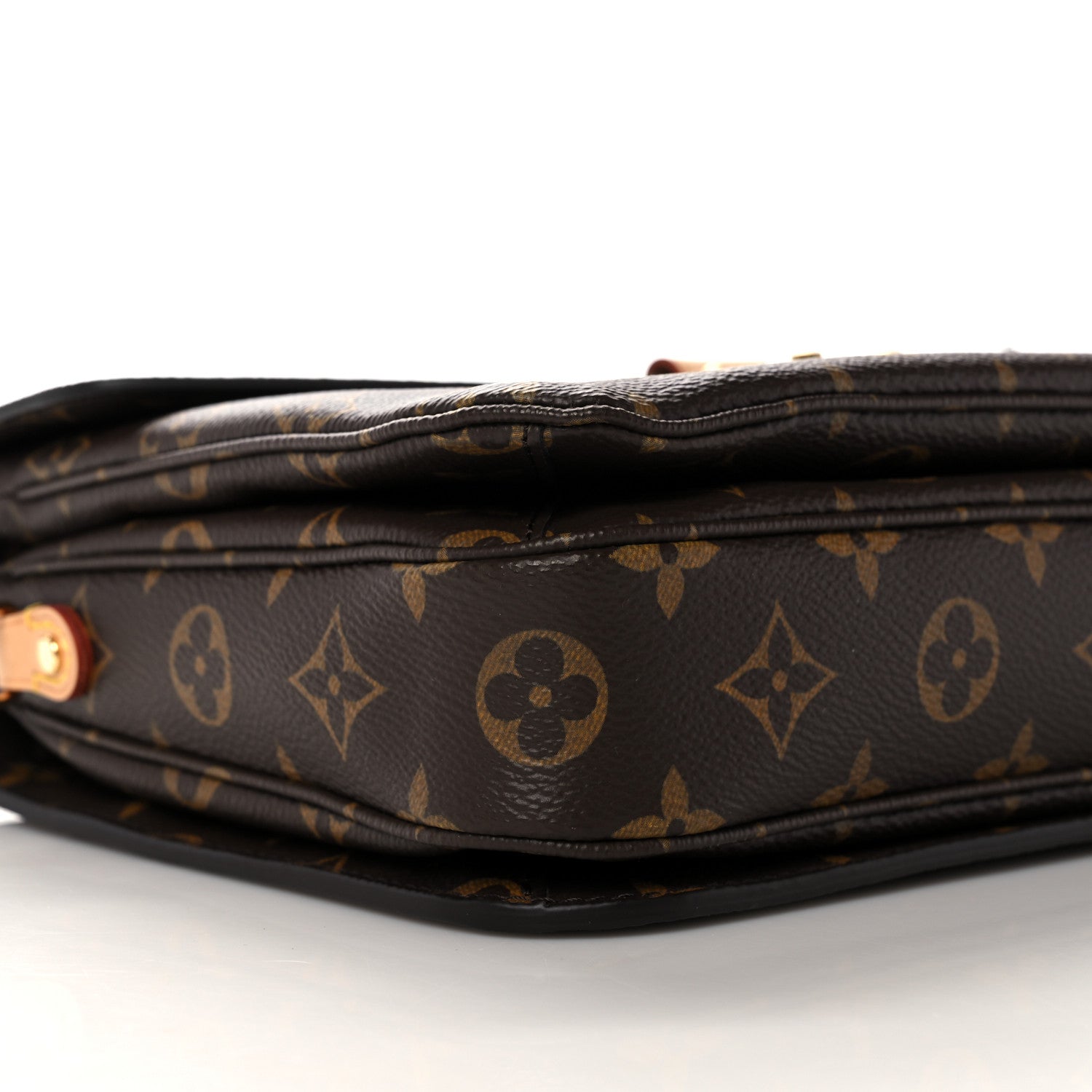 Louis Vuitton Monogram Pochette Metis 8 of 10
