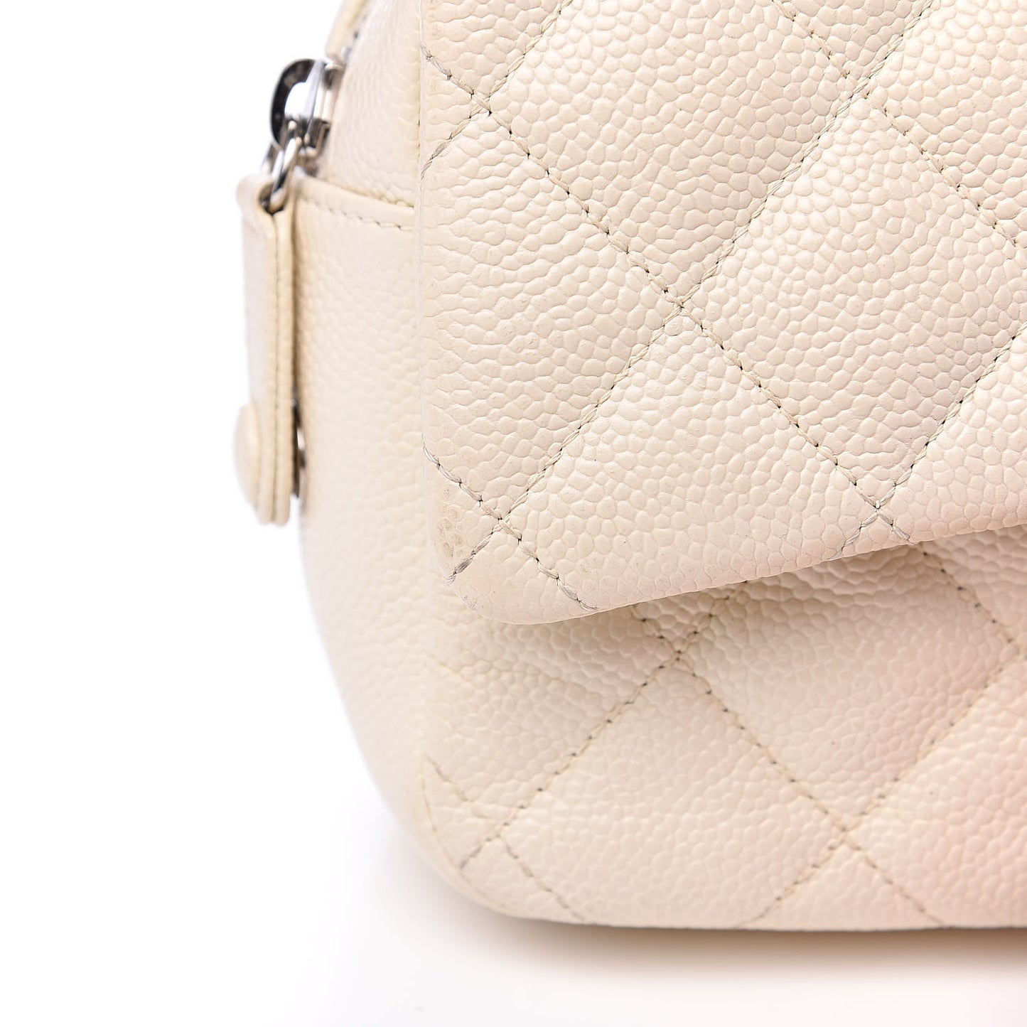 Caviar Quilted Medium Easy Flap Dark White