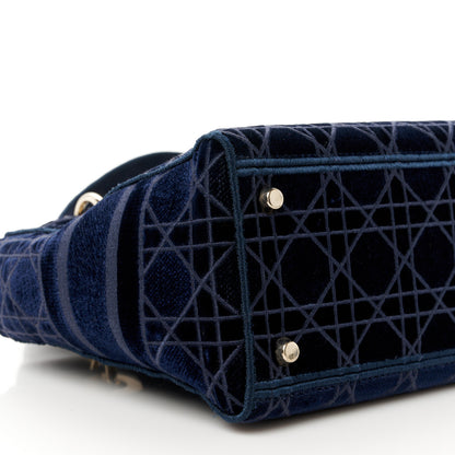 Christian Dior Velvet Cannage Medium Lady D-Lite Blue 9 of 10