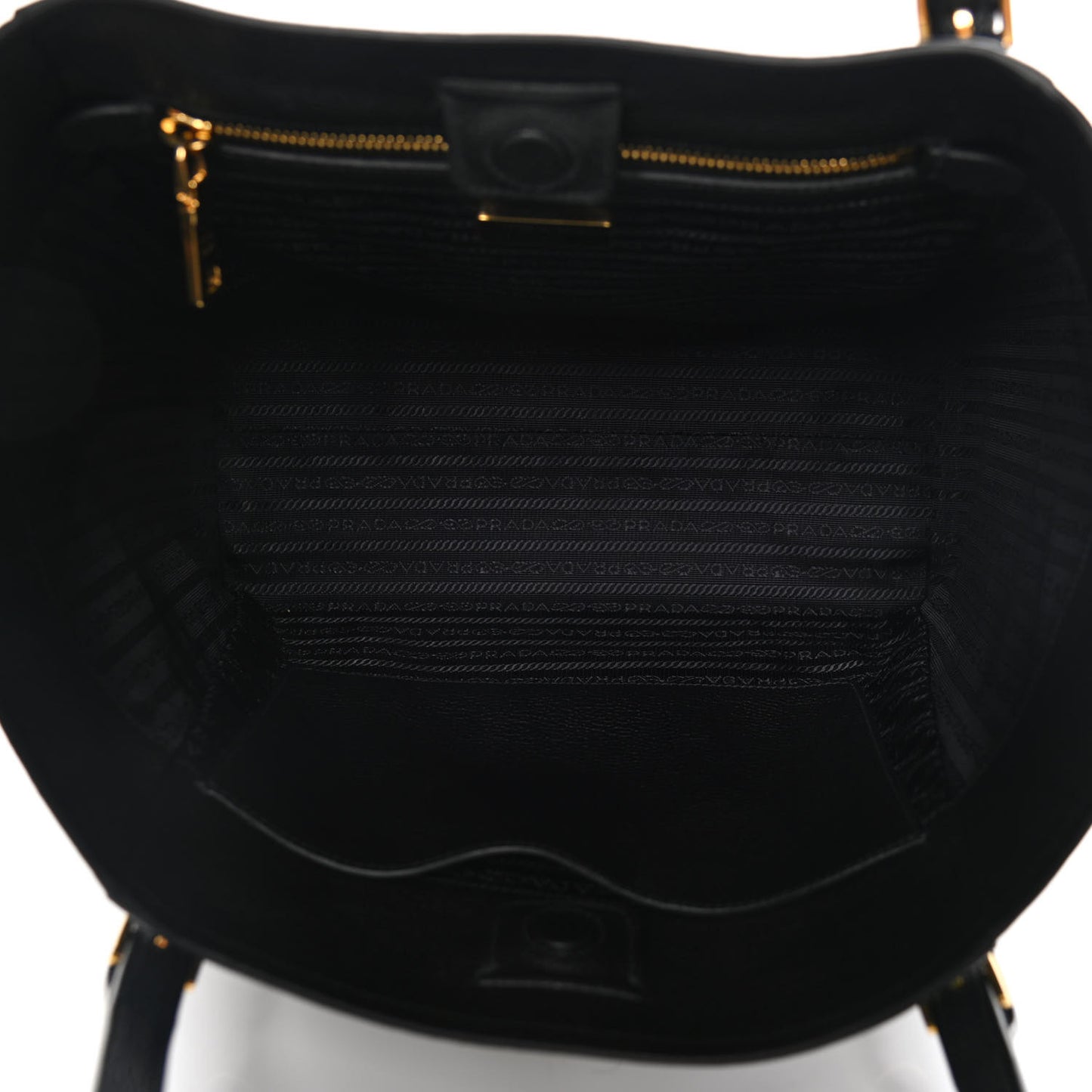 Vitello Grain Tote Black