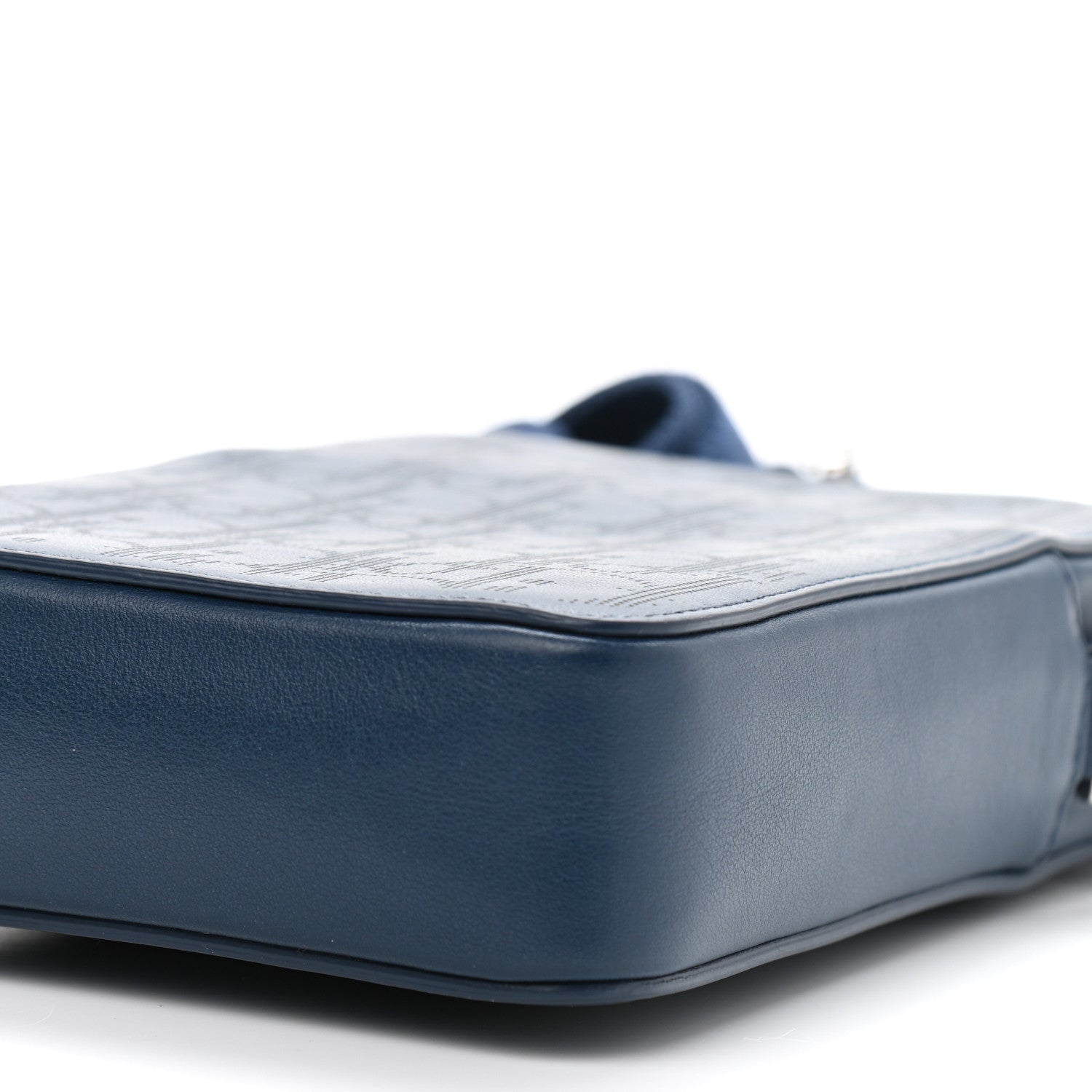 Christian Dior Calfskin Oblique Galaxy Perforated World Tour Messenger Pouch Blue White 10 of 10