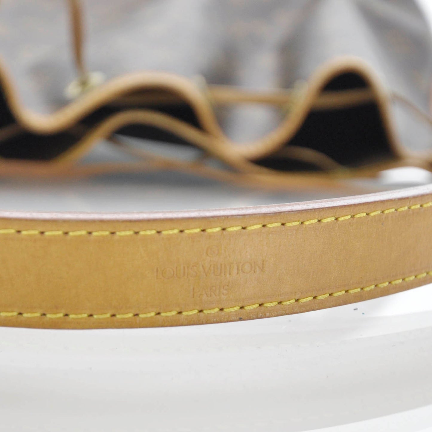 Monogram Noe