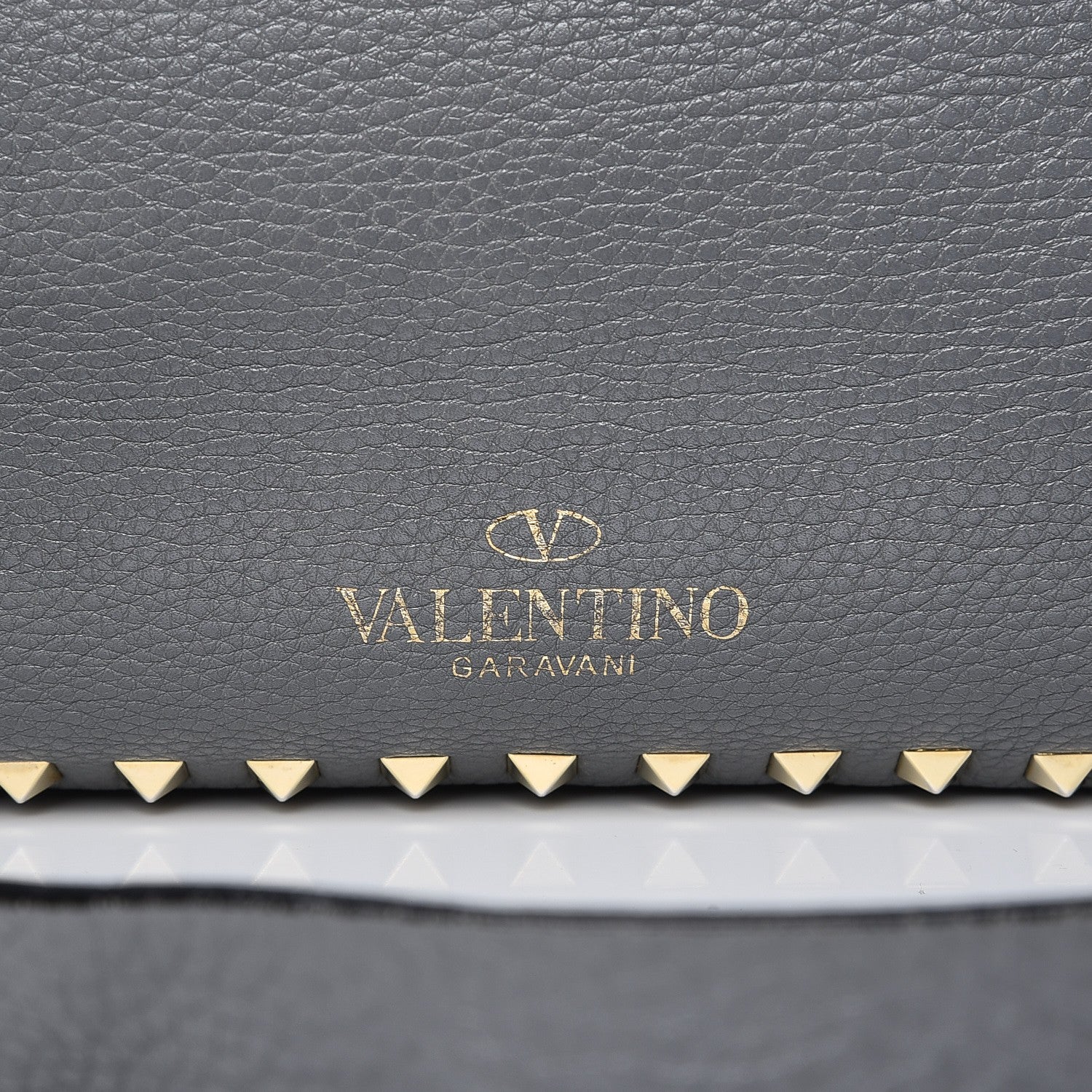 Valentino Garavani Pebbled Calfskin Large Rockstud Flip-Lock Messenger Bag Grey 7 of 14