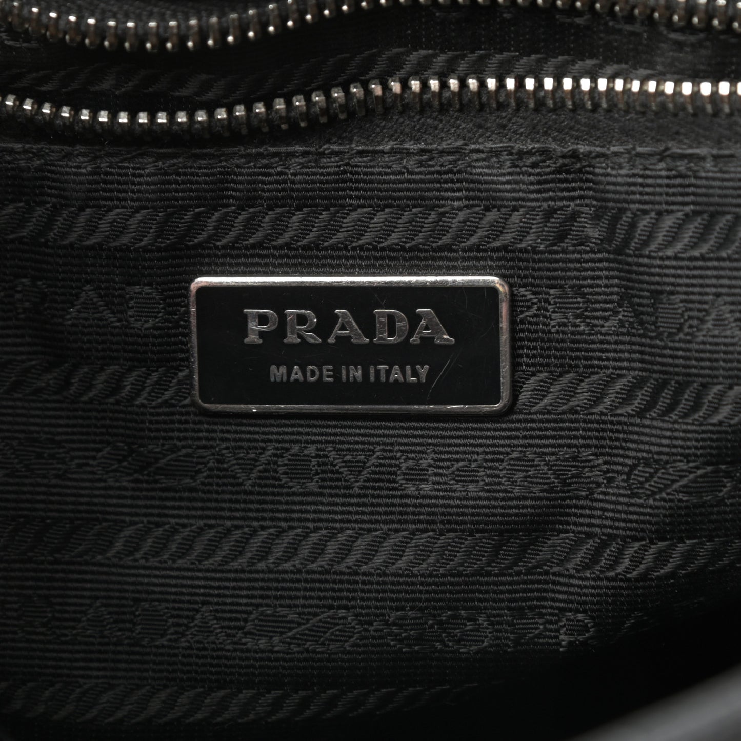 Vitello Daino Shoulder Flap Bag Black