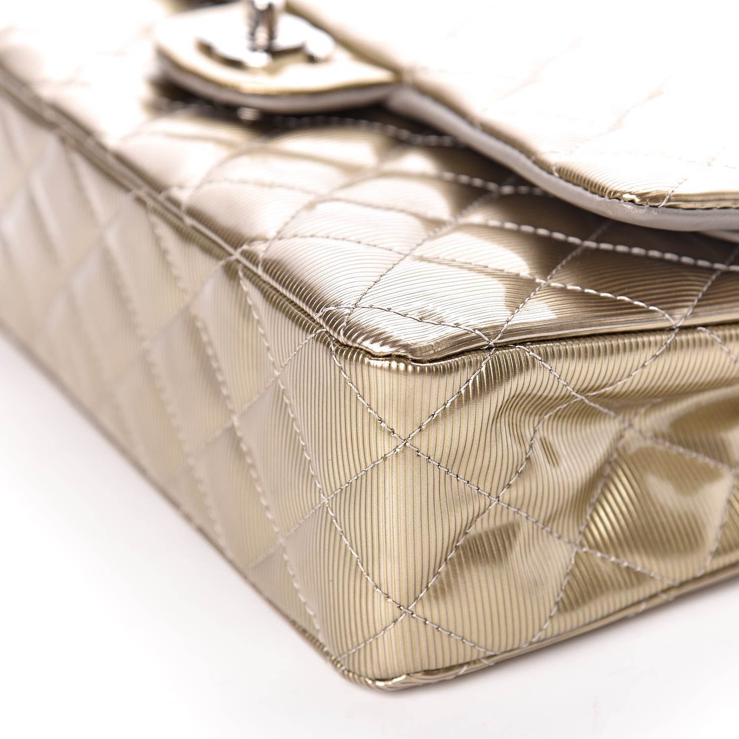 Chanel Striated Patent Quilted Medium Double Flap Gold 10 of 10