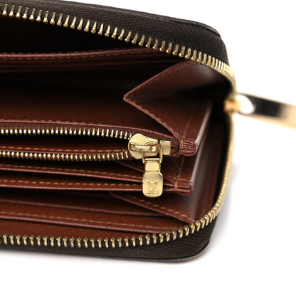 Louis Vuitton Monogram Zippy Wallet 17 of 19