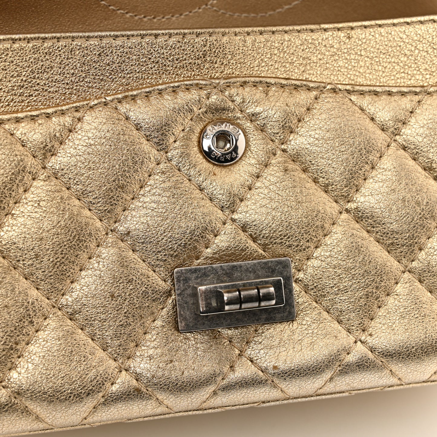 Metallic Lambskin Quilted 2.55 Reissue 224 Flap Gold