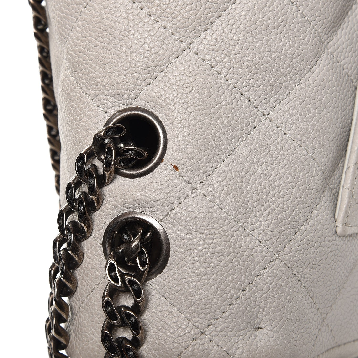 Chanel Caviar Quilted 2.55 Reissue 226 Flap White 19 of 20