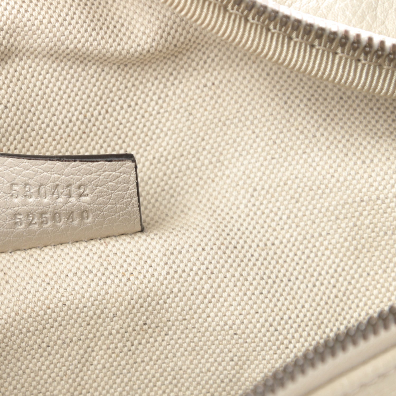 Gucci Grained Calfskin Logo Belt Bag White 7 of 11
