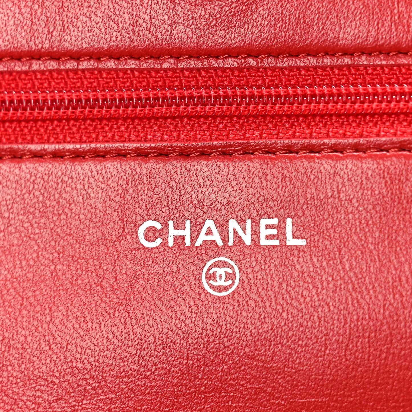 Lambskin Quilted Wallet On Chain WOC Red