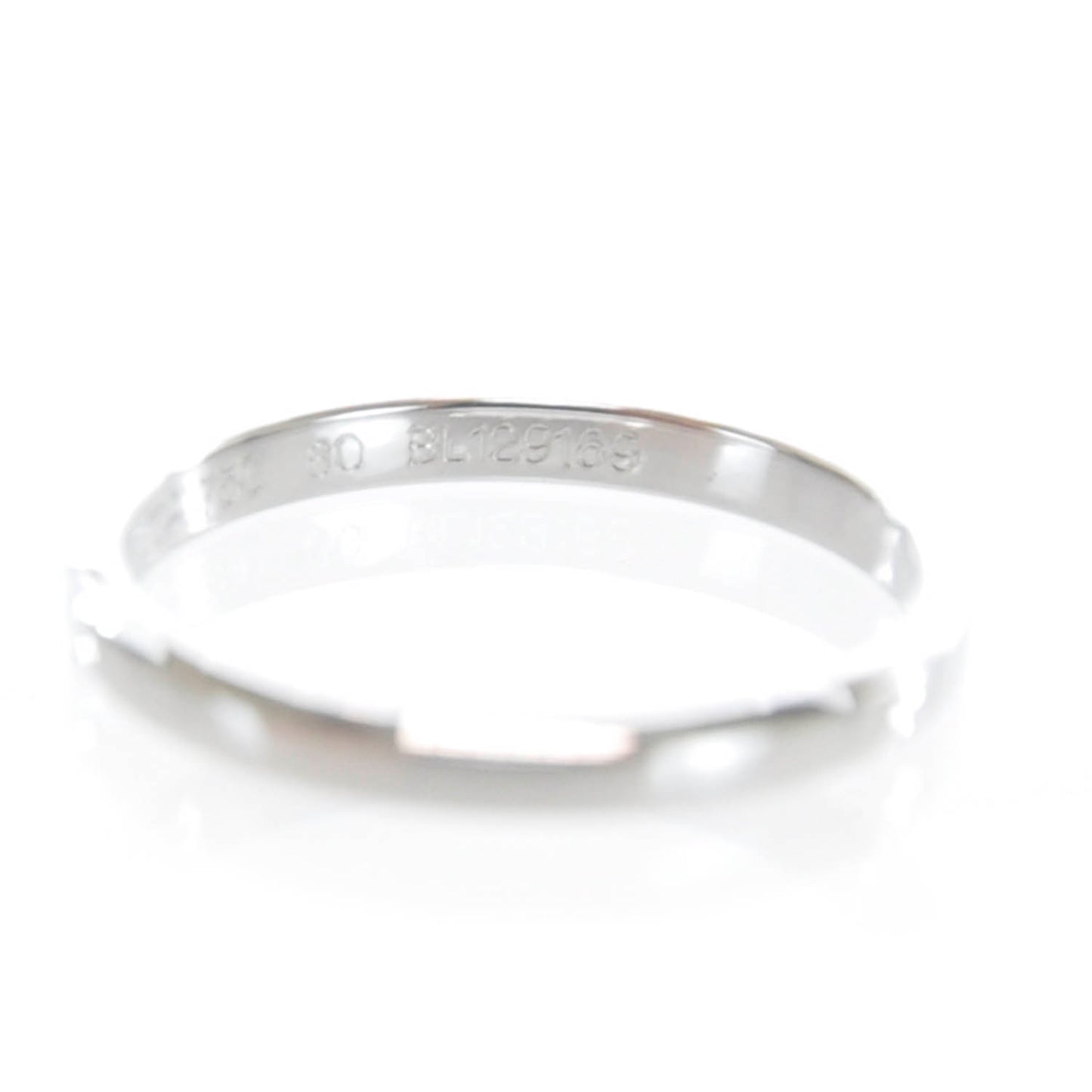 18k White Gold Ring 9.25 60 9