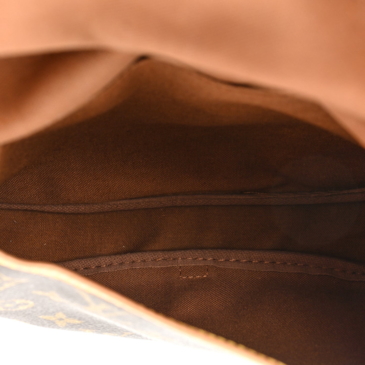 Monogram Saumur 30