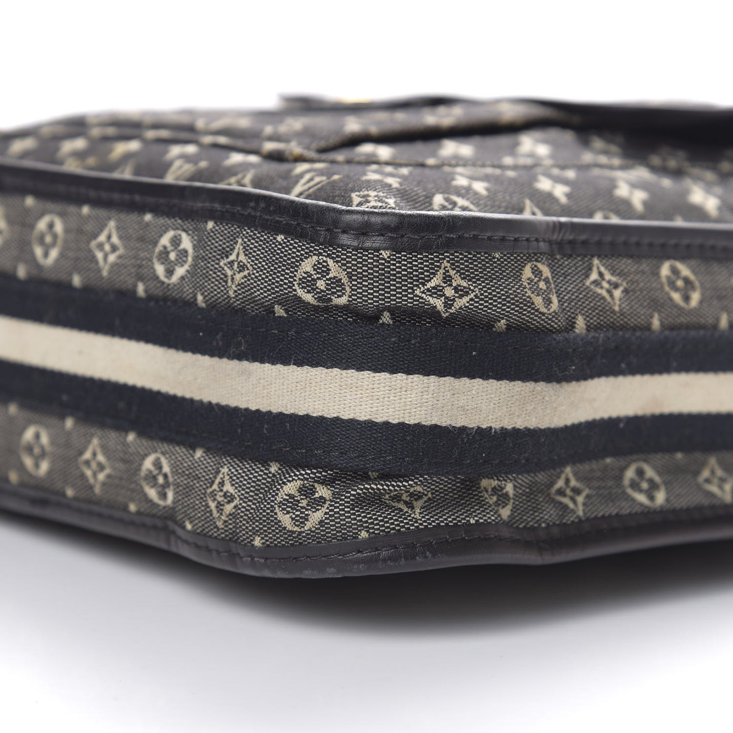 Mini Monogram Besace Mary Kate Black
