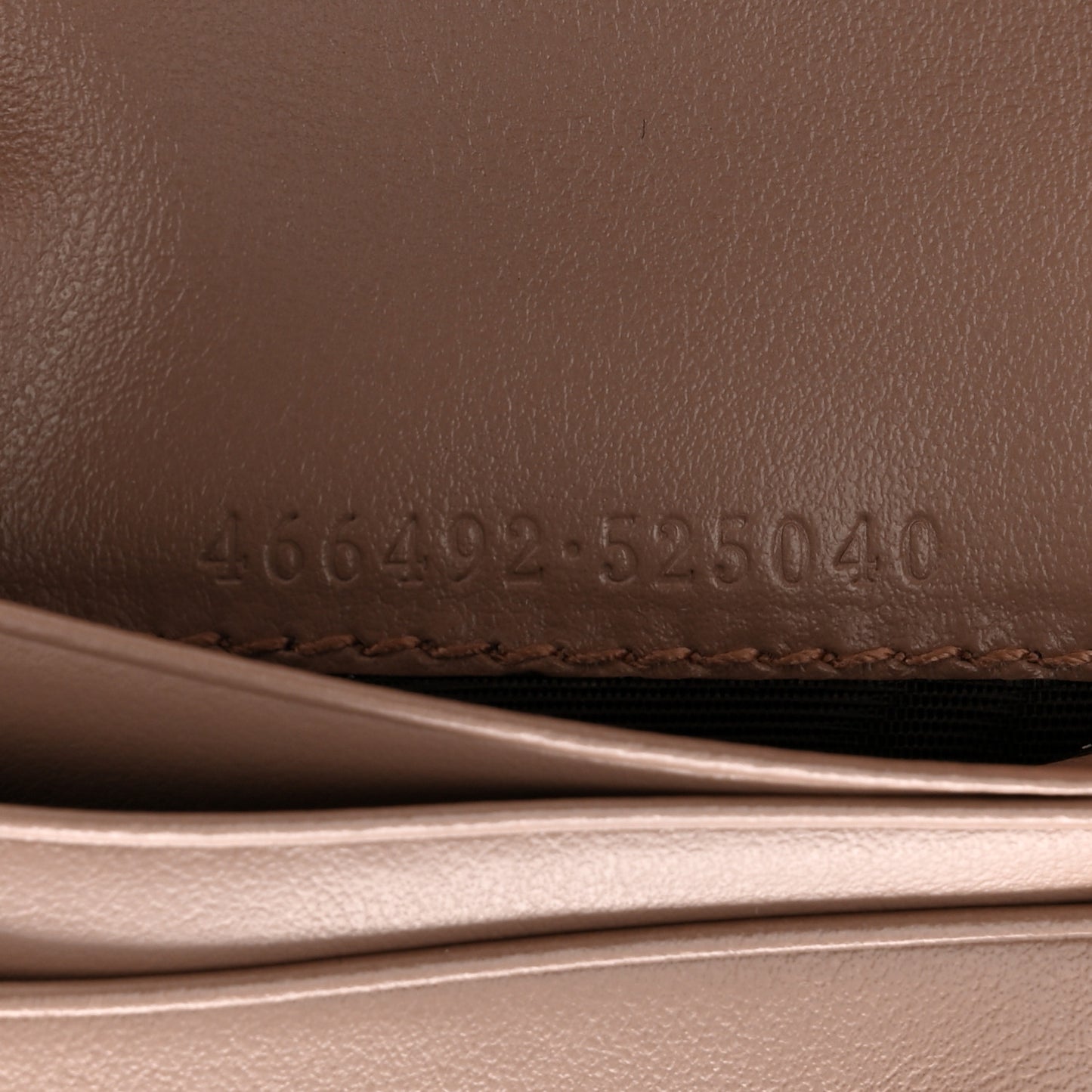 Calfskin Matelasse GG Marmont Card Case Wallet Porcelain Rose