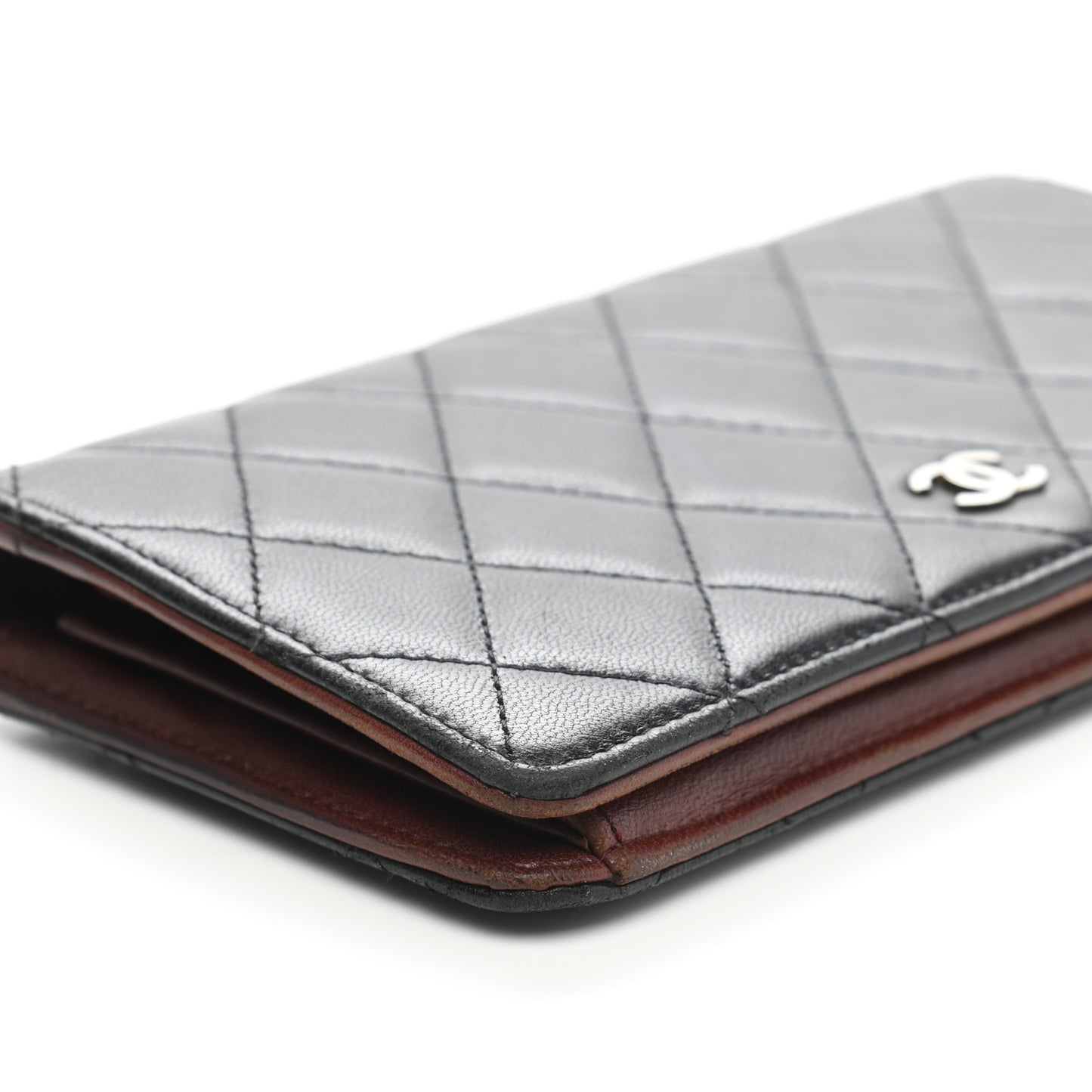 Lambskin Quilted Yen Wallet Black